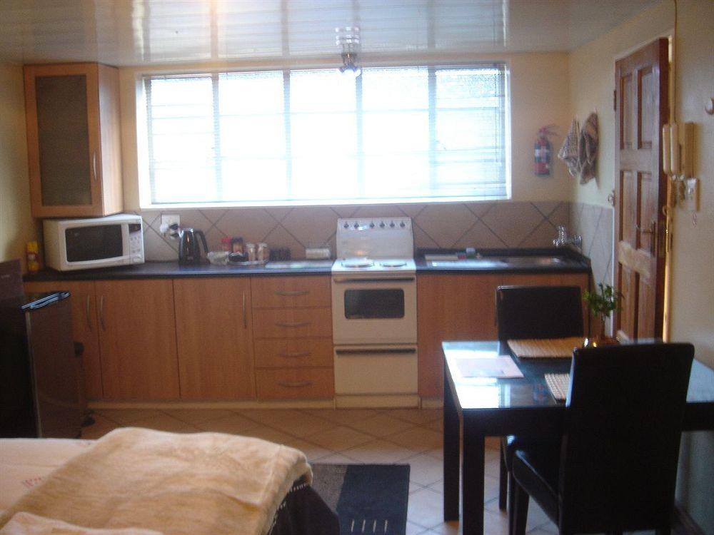 Eagle Crest Executive Lodge Edenvale Extérieur photo