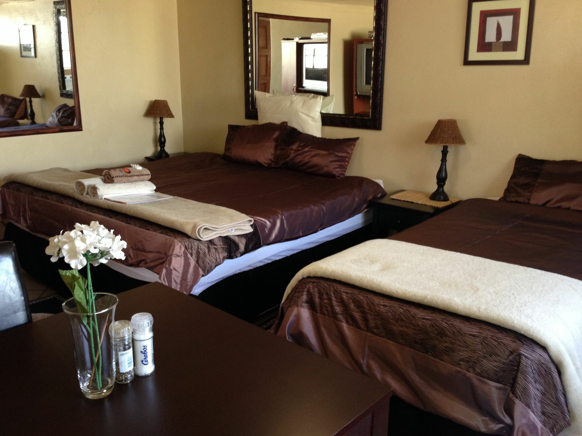 Eagle Crest Executive Lodge Edenvale Extérieur photo